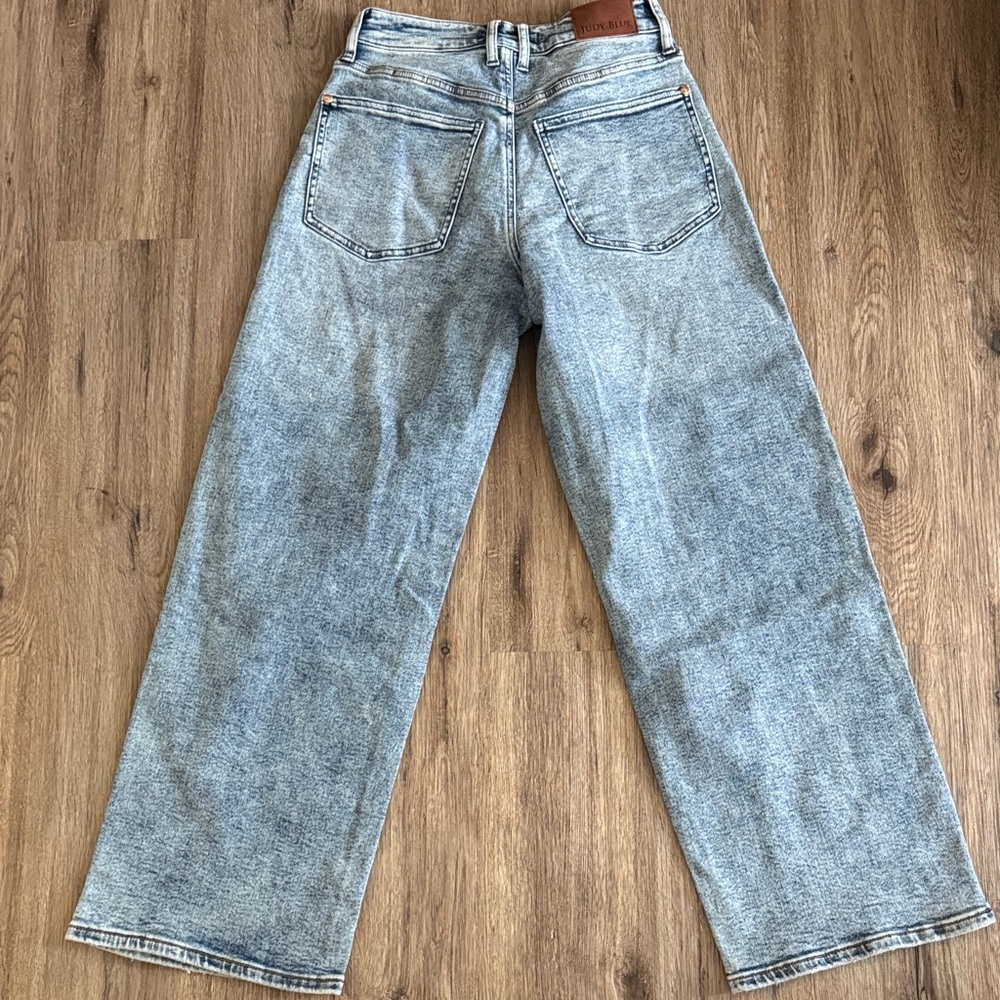 Judy Blue Light Blue Denim Baggy Jeans NWT - Picture 5 of 5